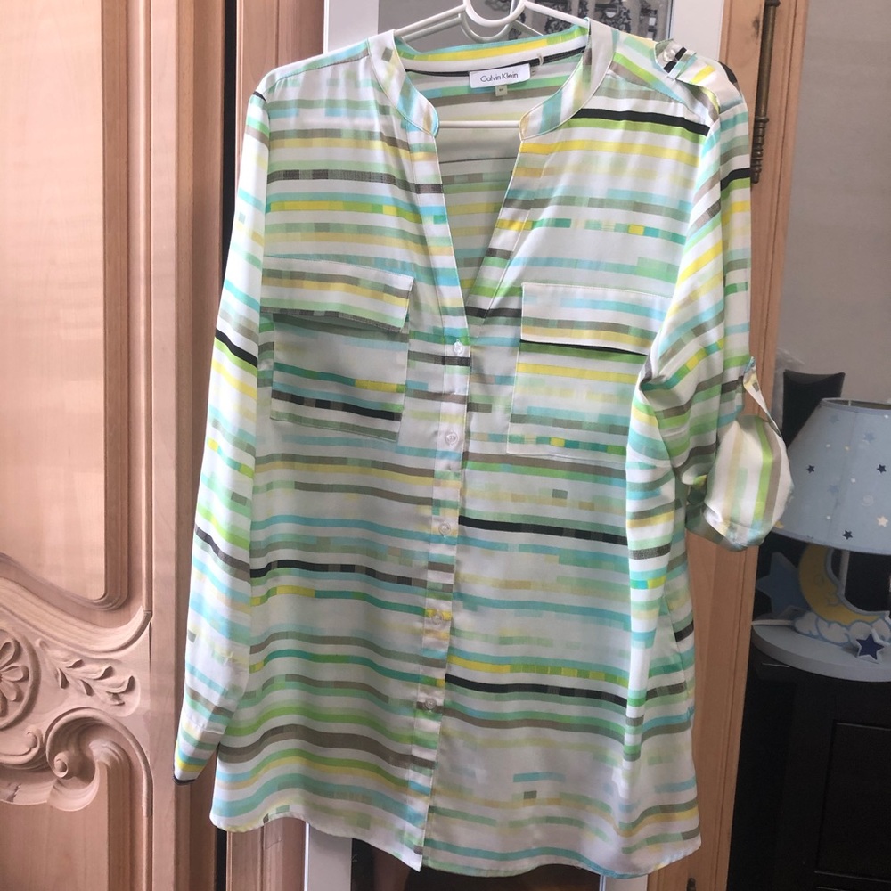 Calvin Klein roll tan blouse